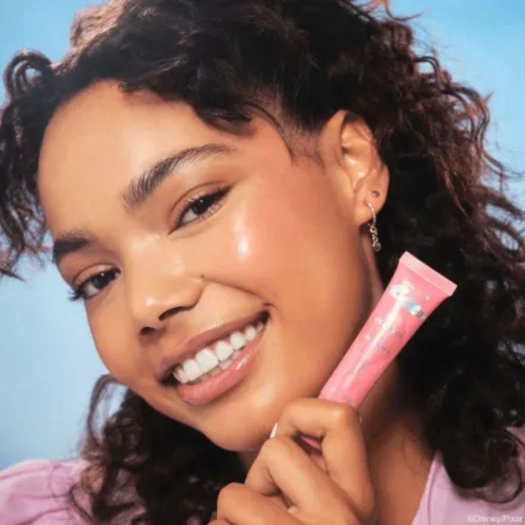 Essence Disney Pixar Up Liquid Blushlighter