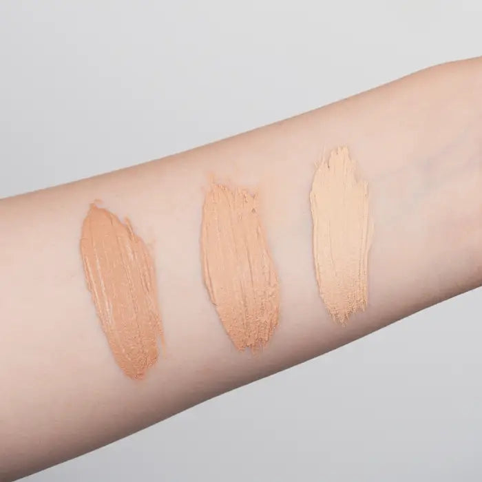 Bio Balance Magic Touch + Vitamin C Ultra Light Tone 30ML