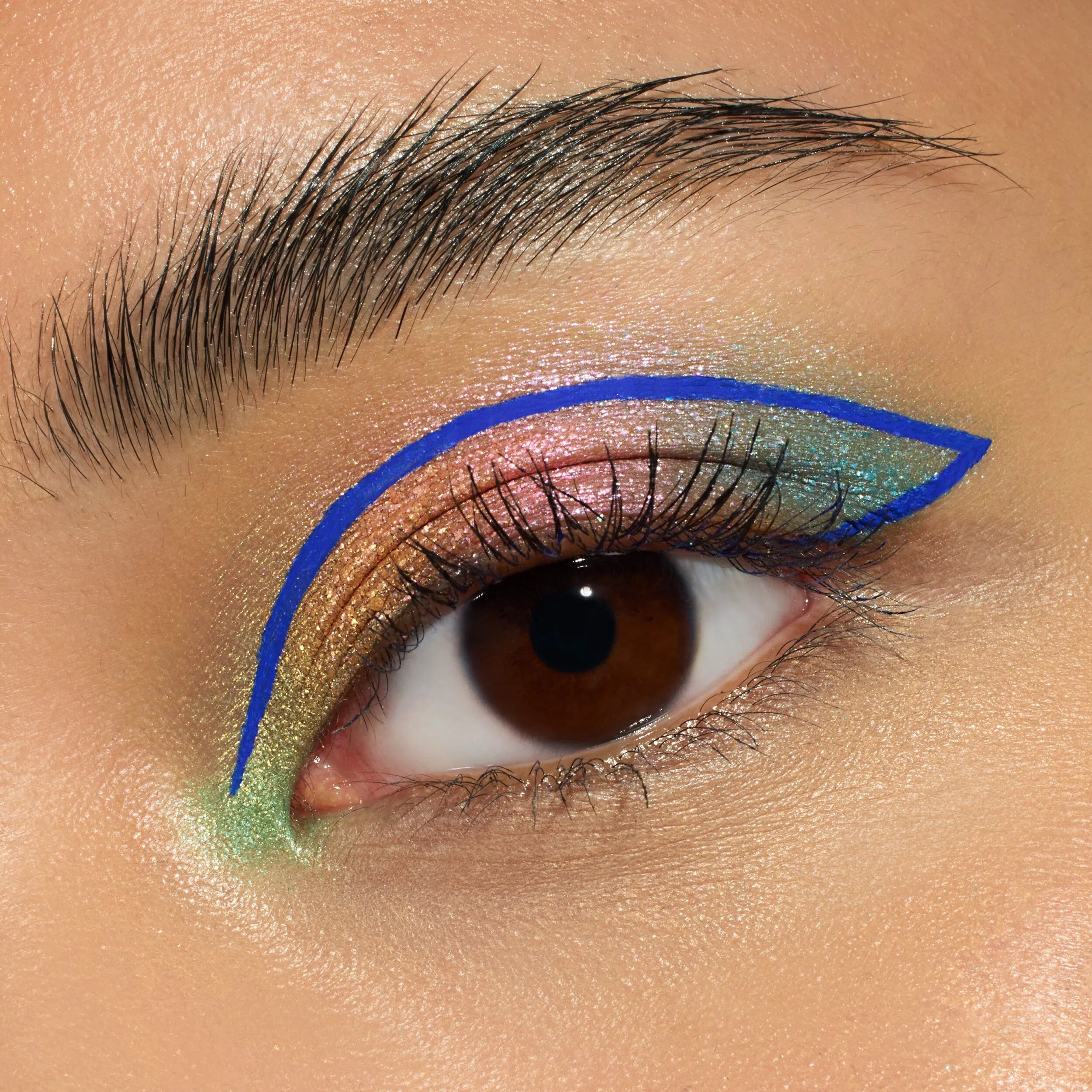 Essence  Colour It Liquid Eyeliner