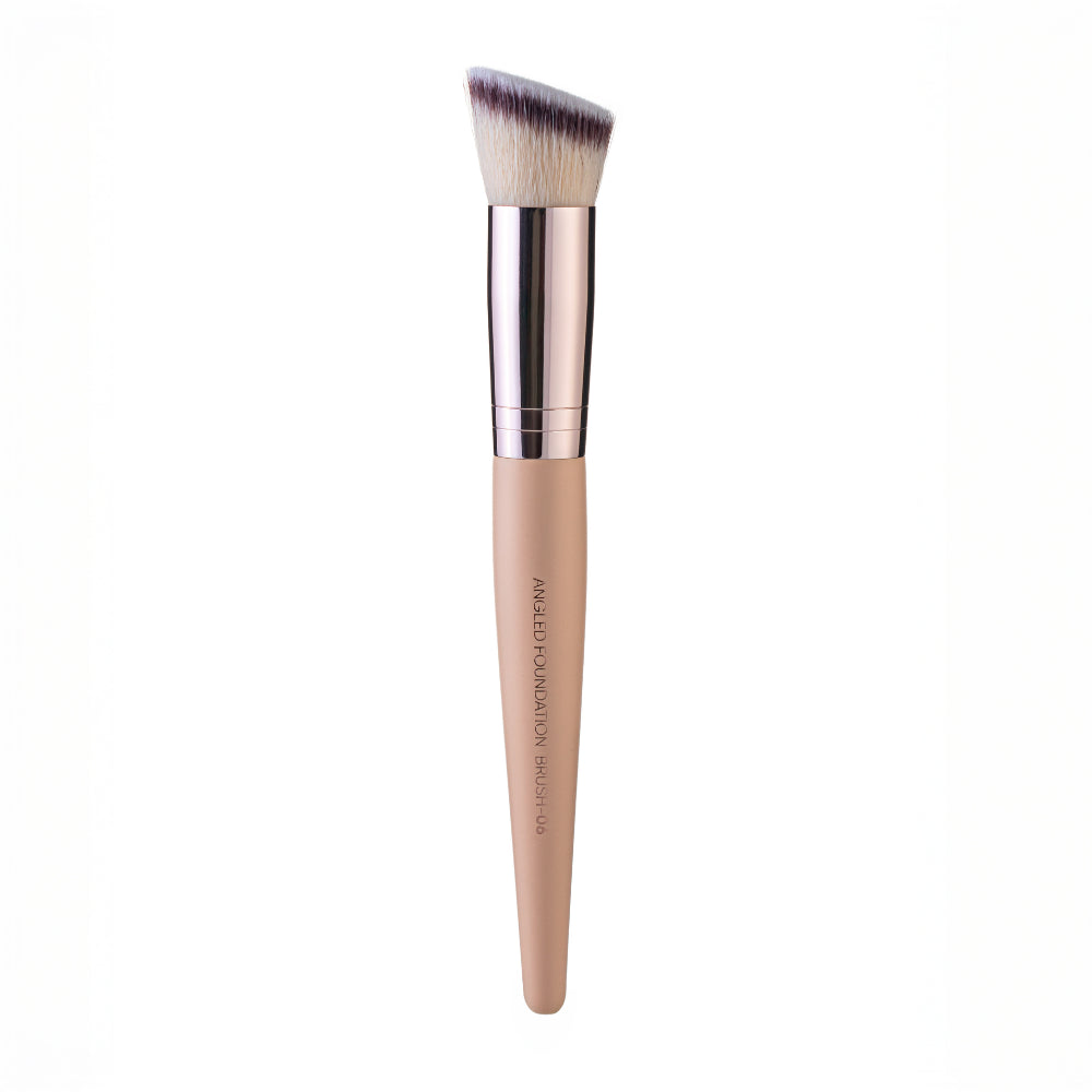 Neverti Angled Foundation Brush